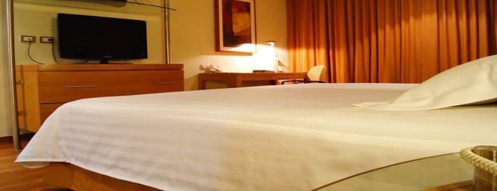 Hotel Mercury Inn Queretaro Bagian luar foto